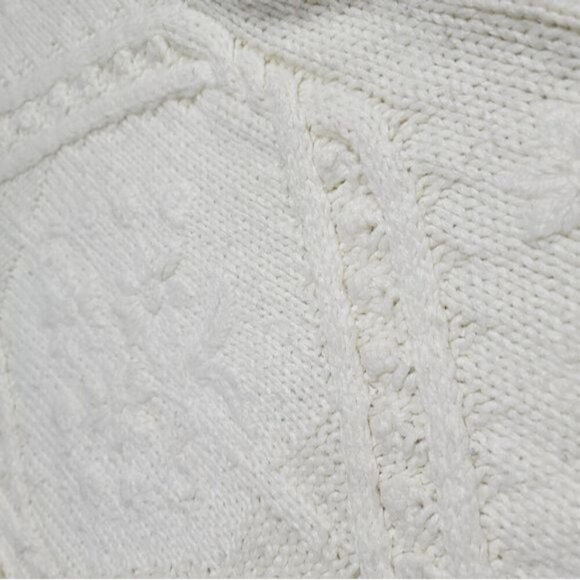 Vintage 80s Chunky Knit Mock Neck White Sweater - Picture 10 of 11